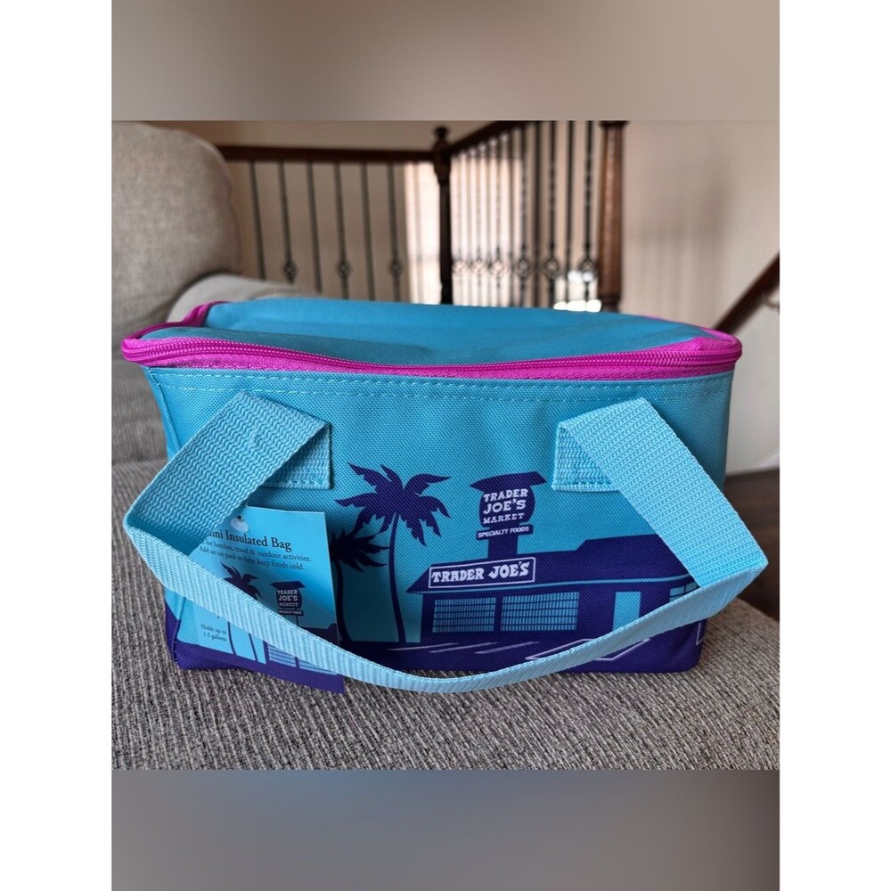 Trader Joe’s Mini Insulated Blue and Purple Bag Mini Summer Bag NEW